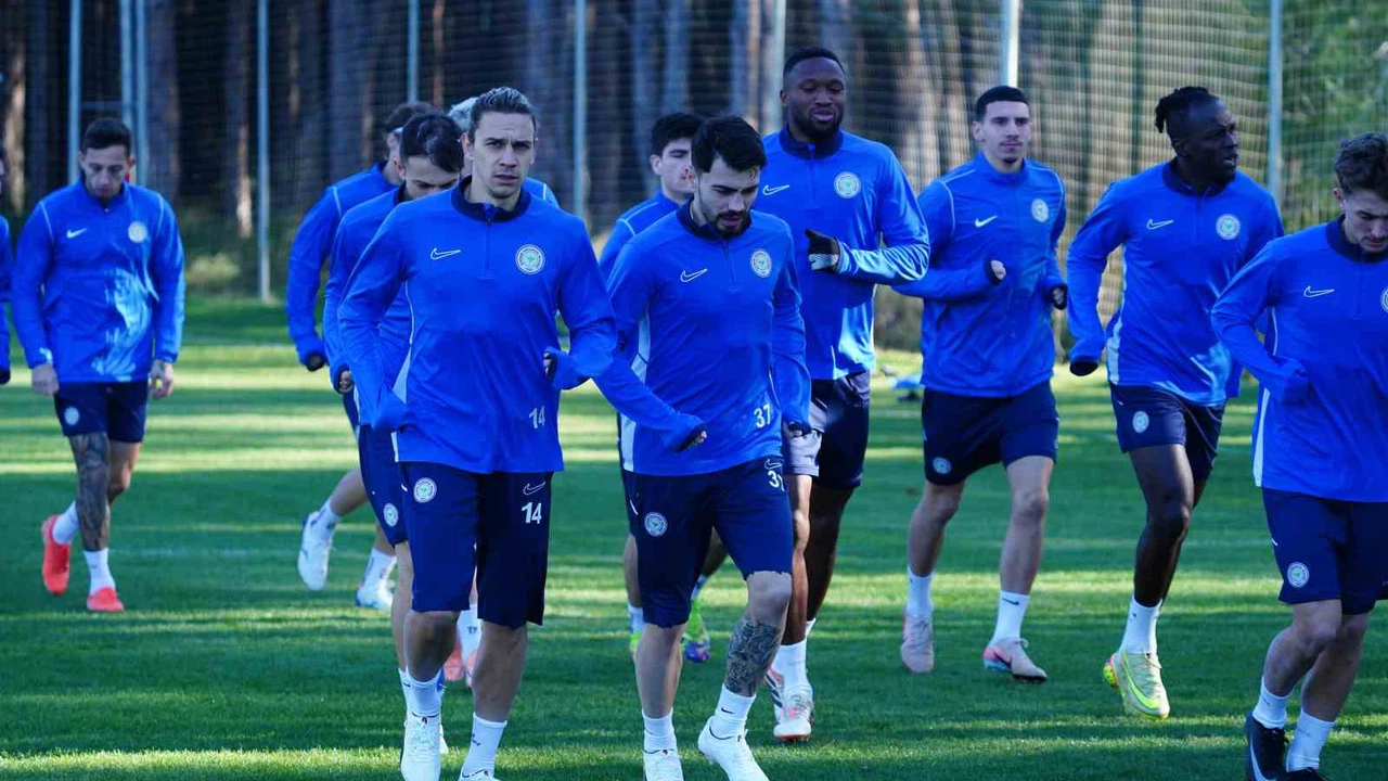 Lige fırtına gibi dönüş: Çaykur Rizespor’da taşlar yerine oturuyor!