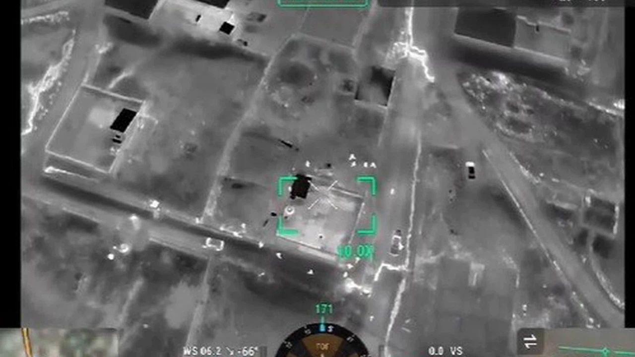 Konya'da JASAT’tan film gibi operasyon! Cinayet zanlısı evde saklanırken yakalandı