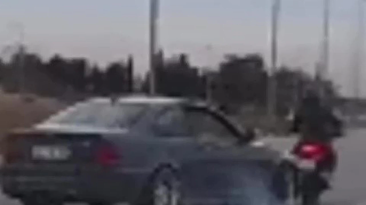 Drift yapan lüks otomobil sürücüsü cezadan kaçamadı