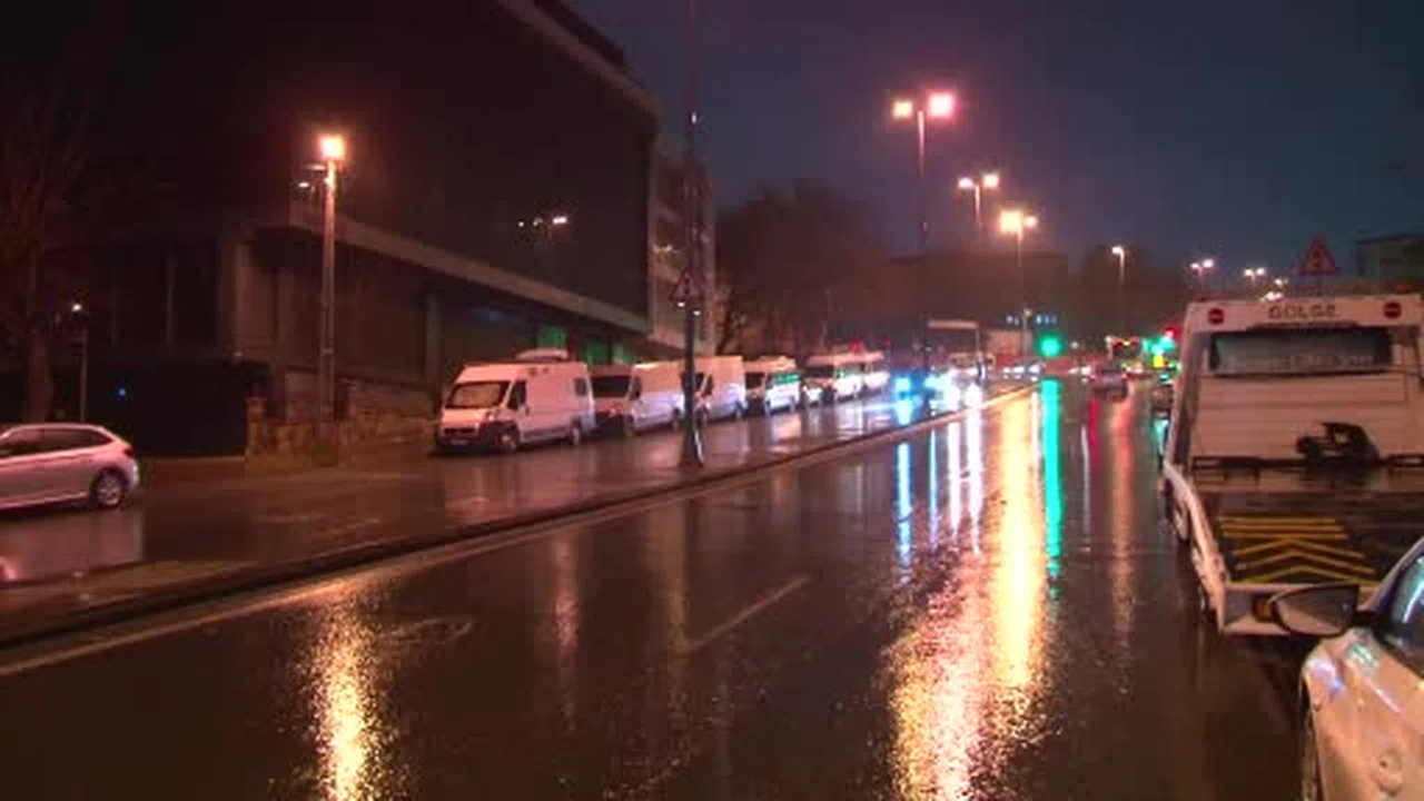 İstanbul’da fırtına ve yağmur