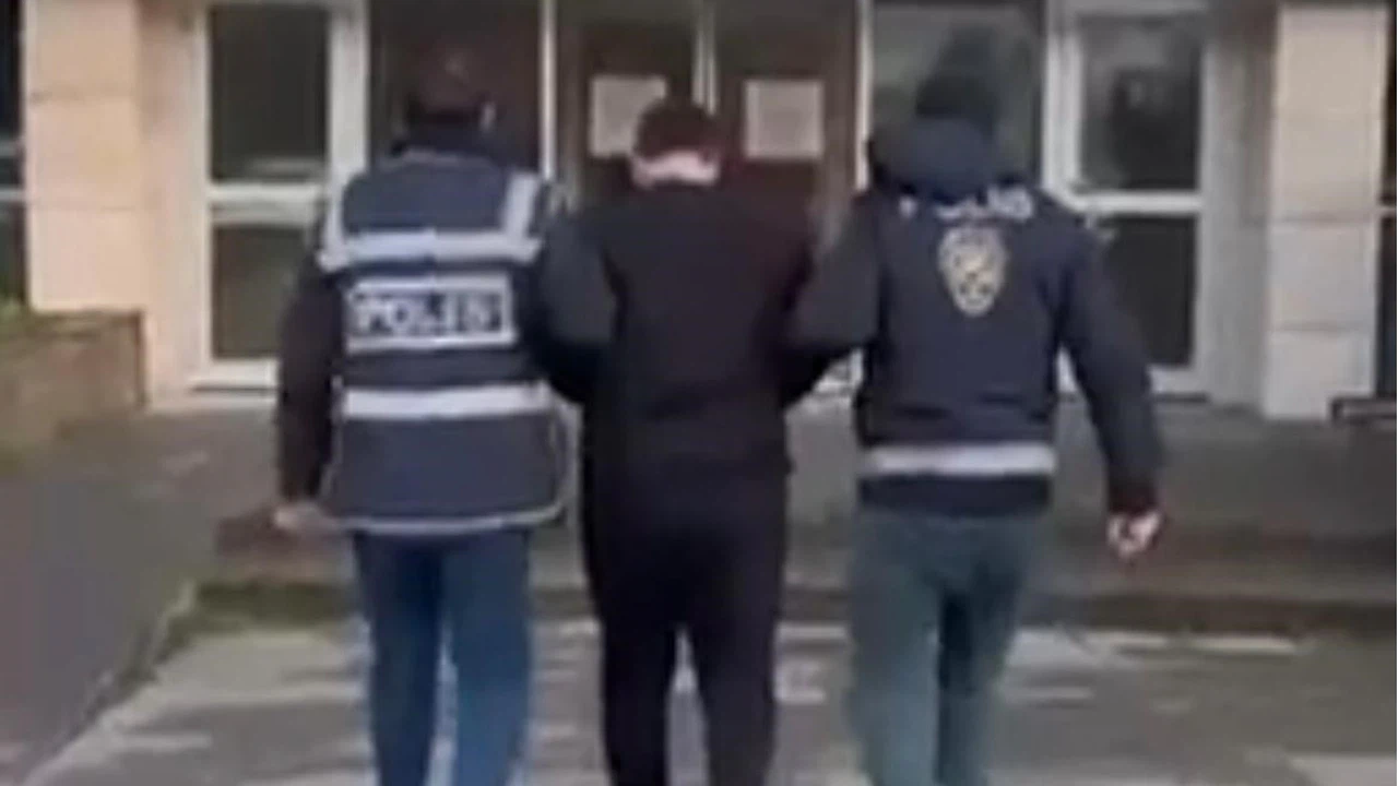 İzmir'de nefes kesen kovalamaca: Zehir tacirini saklandığı delikten aldılar!