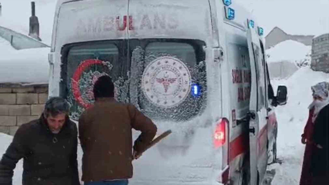 Ağrı’da karla kaplı köyde umut seferberliği... Küçük Sinan için ekipler zamanla yarıştı!