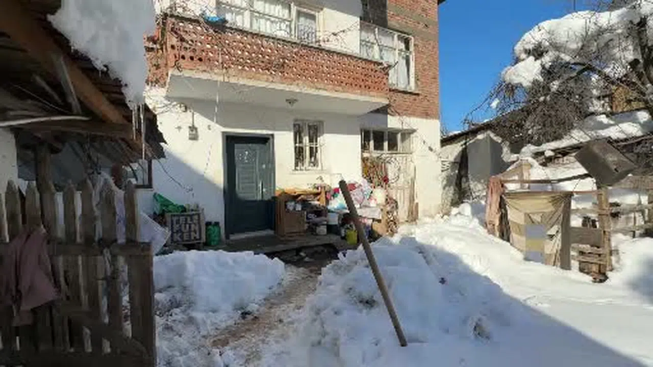 Kışın acı yüzü: 80 yaşındaki kadın bahçesinde donarak öldü!