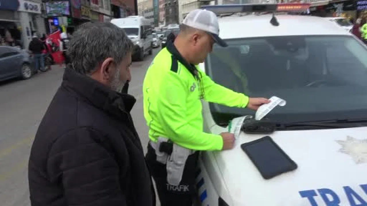 Adana'da toplu taşımalara ceza yağmuru: Gereksiz kornaya basan yandı!