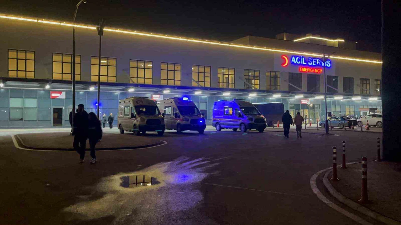 Mahalle sessizdi taki bıçaklar çekilene dek... Okul bahçesi savaş alanına döndü!