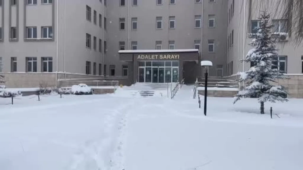 18’lik genç öfkeye kurban gitti... Umutlarıyla girdiği yeni yılda hayalleri yarım kaldı!