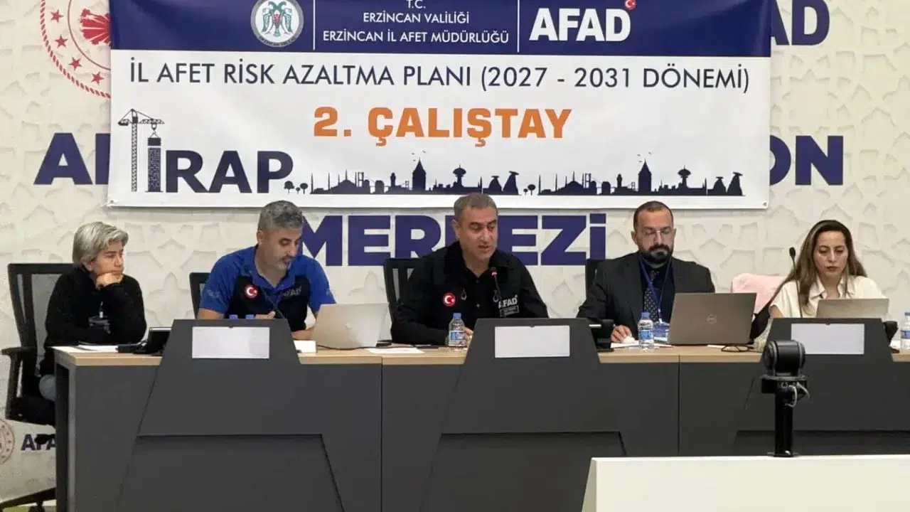 Erzincan'da deprem afet masası çalıştayı düzenlendi