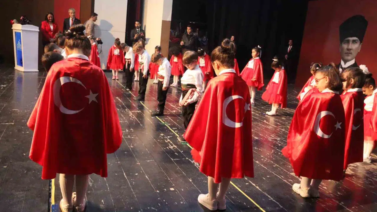 Malatya'da Cumhuriyet Bayramı'nın 103. yıl dönümü törenle kutlandı