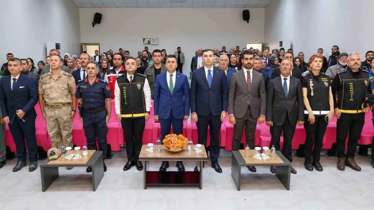Çemişgezek’te 'En İyi Narkotik Polisi Anne' etkinlikleri düzenlendi