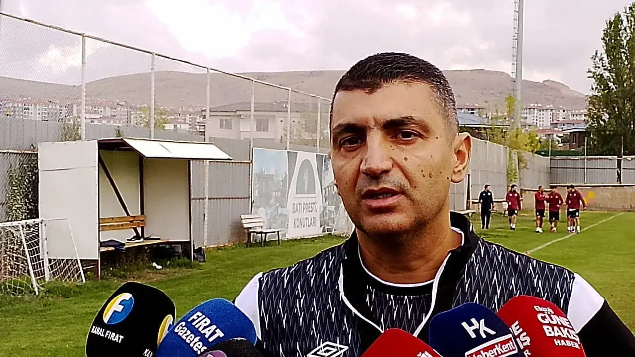 Bozkurt: Çorluspor ile içeride kazanmak istiyoruz