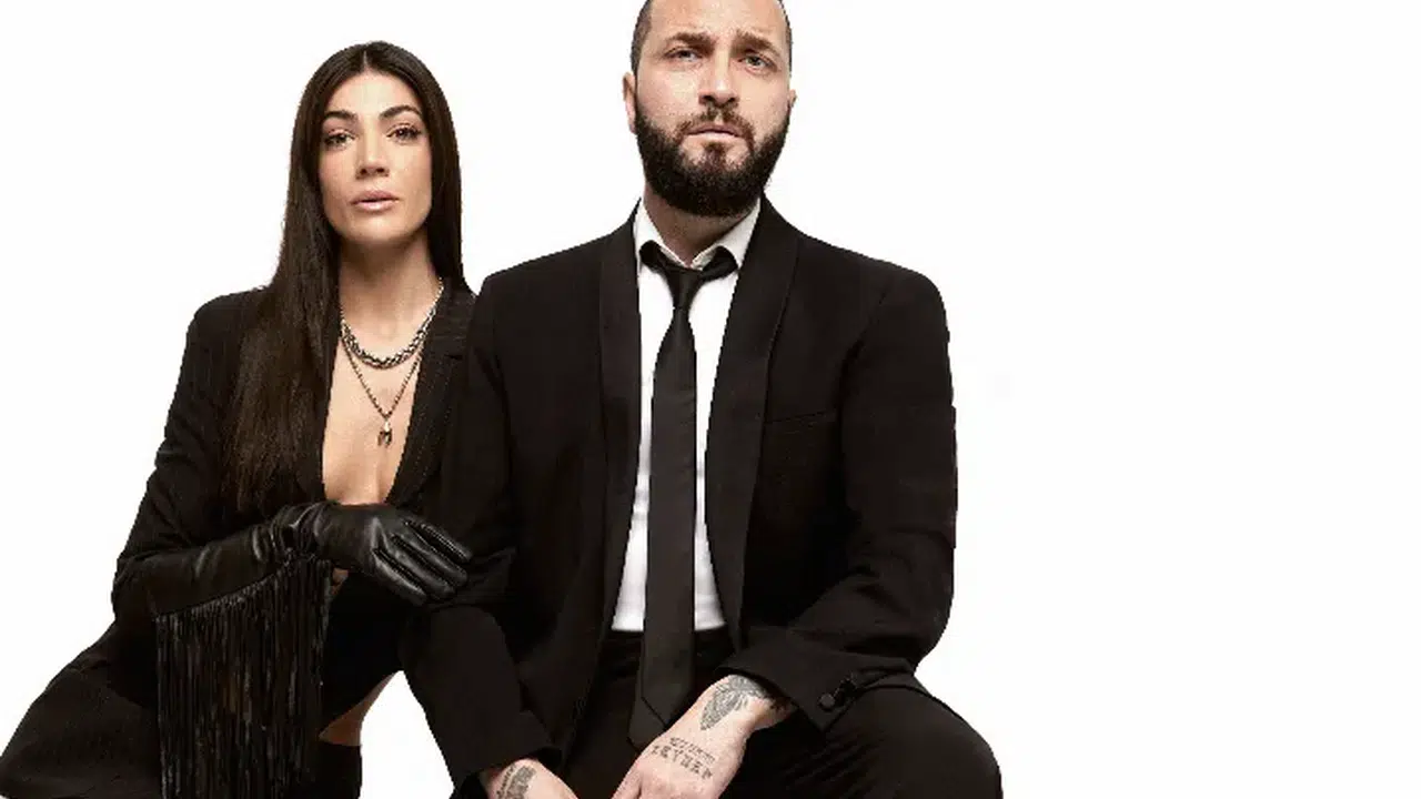 Berkay ve Ivi Adamou Günay Restaurant sahnesinde buluşuyor