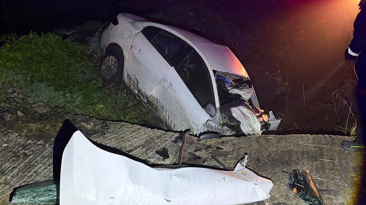 Edirne’de şarampole düşen araçtan acı haber... Kurtulan olmadı!