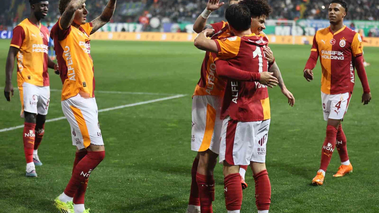Galatasaray yenilmezlik serisini 9 maça çıkardı