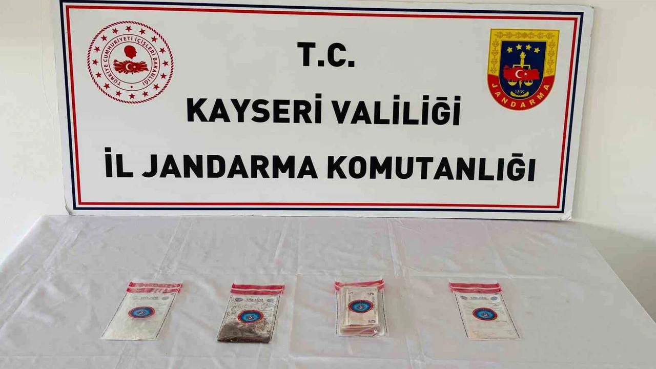 Kayseri’de 15 yıl kesinleşmiş hapsi bulunan uyuşturucu taciri yakalandı