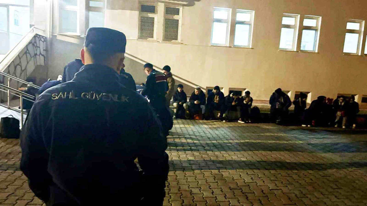 Milas’ta biri çocuk 33 düzensiz göçmen yakalandı