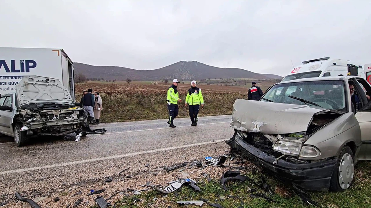 Tokat’ta yol değil adeta kader çarpıştı: 7 hayat paramparça oldu, geriye çocuk çığlıkları kaldı!