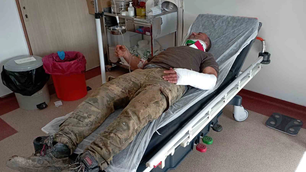 Tokat’ta ölümle burun buruna... Savrulan araç tarlaya Düştü