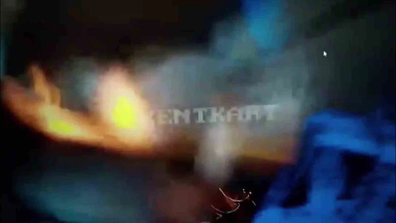 Yolcu minibüsü ile otomobil kafa kafaya çarpıştı: O anlar kamerada