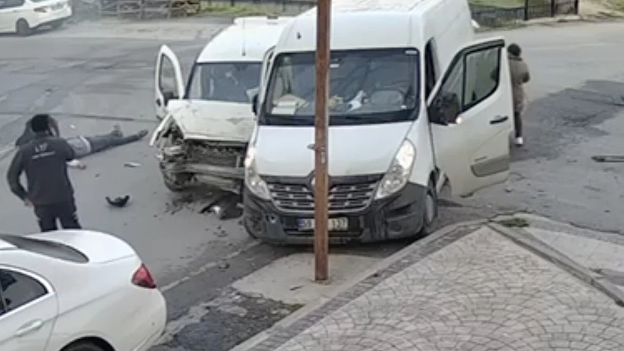 Tekirdağ’da feci kaza... Kavşakta çarpıştılar, olan 4 kişiye oldu!
