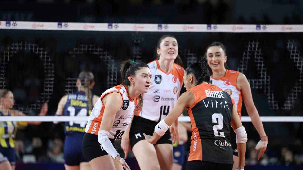 Eczacıbaşı Dynavit, Kupa Voley’de adını finale yazdırdı