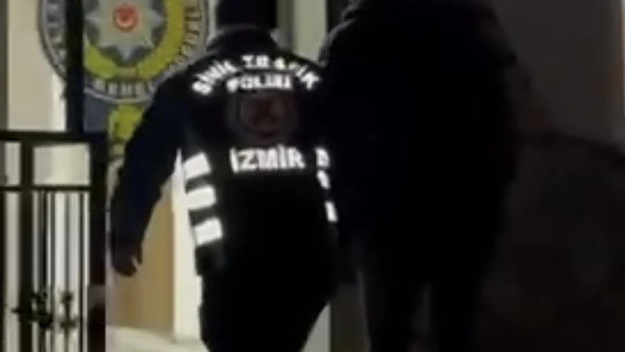 İzmir’de drift yaparken dükkana çarpan sürücü yakalandı