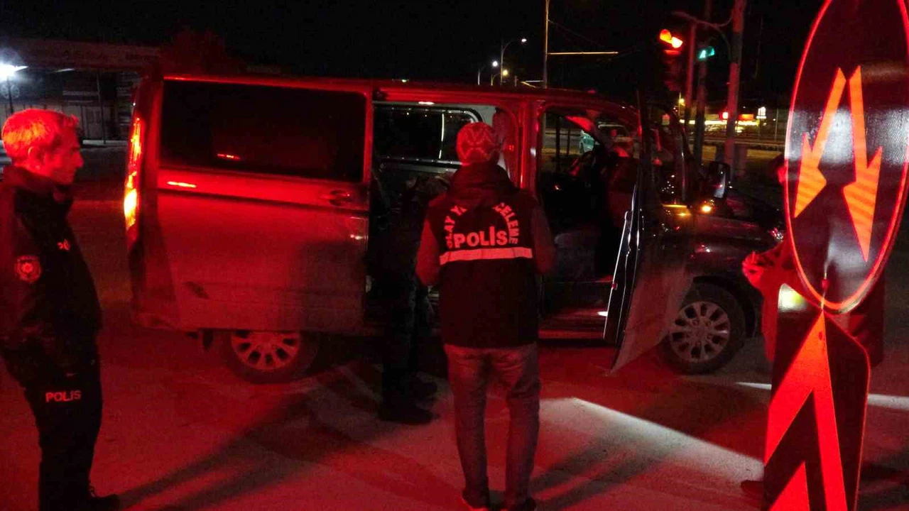 Malatya’da öfke kontrolden çıktı: Sözler yetmedi, bıçaklar çekildi!