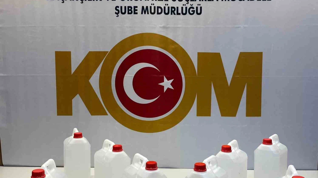 Samsun’da 40 litre kaçak etil alkol ele geçirildi