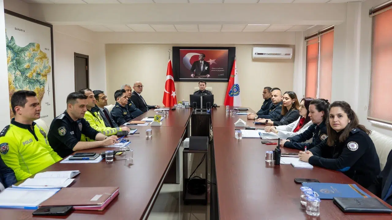 Bilecik'te öğrencilerin güvenliği masaya yatırıldı: Emniyetten tam kadro denetim talimatı