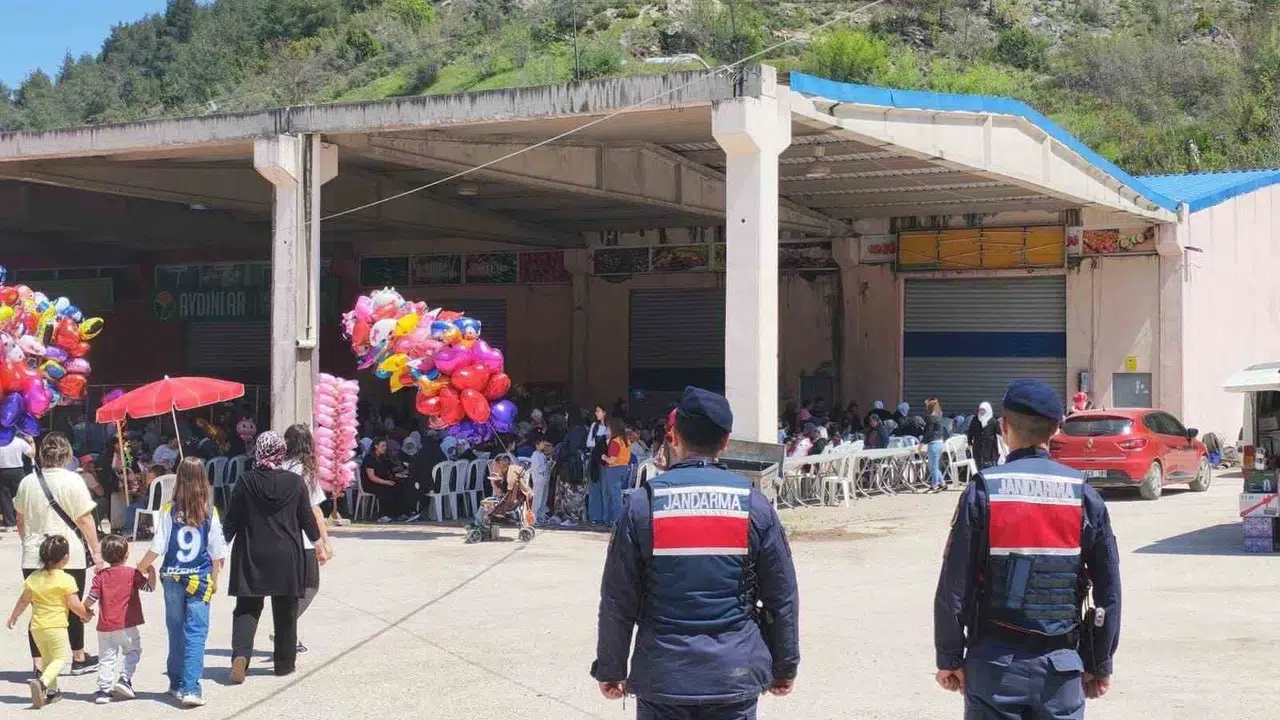 Bilecik’te Hıdırellez coşkusu güvenle yaşandı: Jandarma 550 kişiyi uyardı