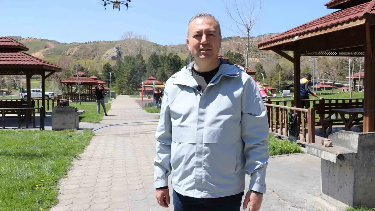 Sivas'ta kene alarmı: Hem havadan hem karadan dev operasyon