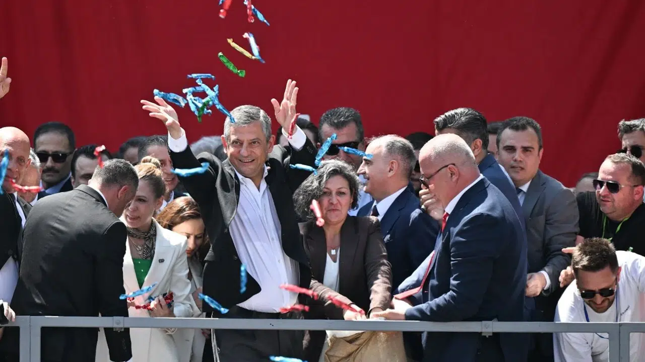 Manisa’da 10 ton şifa saçıldı: 486 yıllık gelenek dünya sahnesinde devleşti