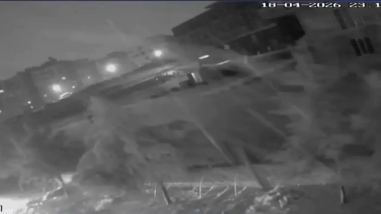 Mardin'de sel kabusu: Evinde mahsur kalan kadın son anda kurtarıldı