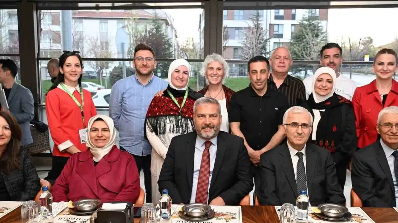 Eskişehir akademik dünyada buluştu: 21 ülkeden gelen konuklar sertifikalarını aldı