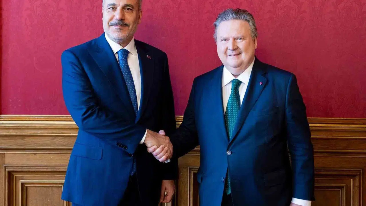 Viyana’da kritik diplomasi trafiği: Bakan Fidan’dan yerel yönetimle stratejik temas