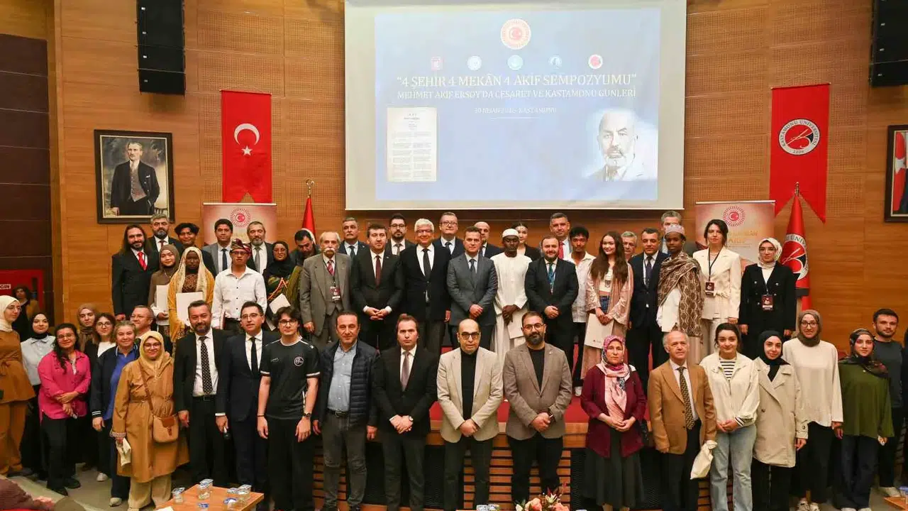 Akif’in Nasrullah kürsüsünden yükselen sesi Kastamonu’da yeniden yankılandı: Kriz anlarında teslimiyet değil direniş