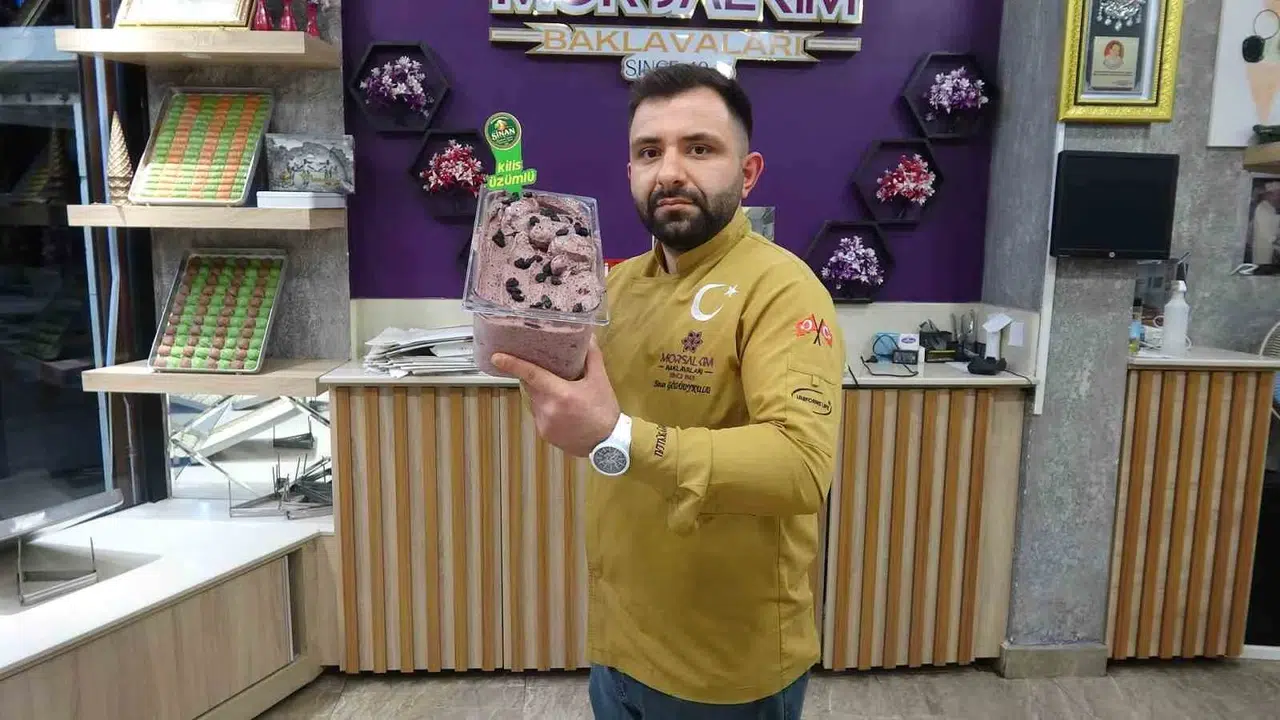 Kilis’in tescilli lezzeti dondurma oldu: Horoz karası üzümünden şifa deposu