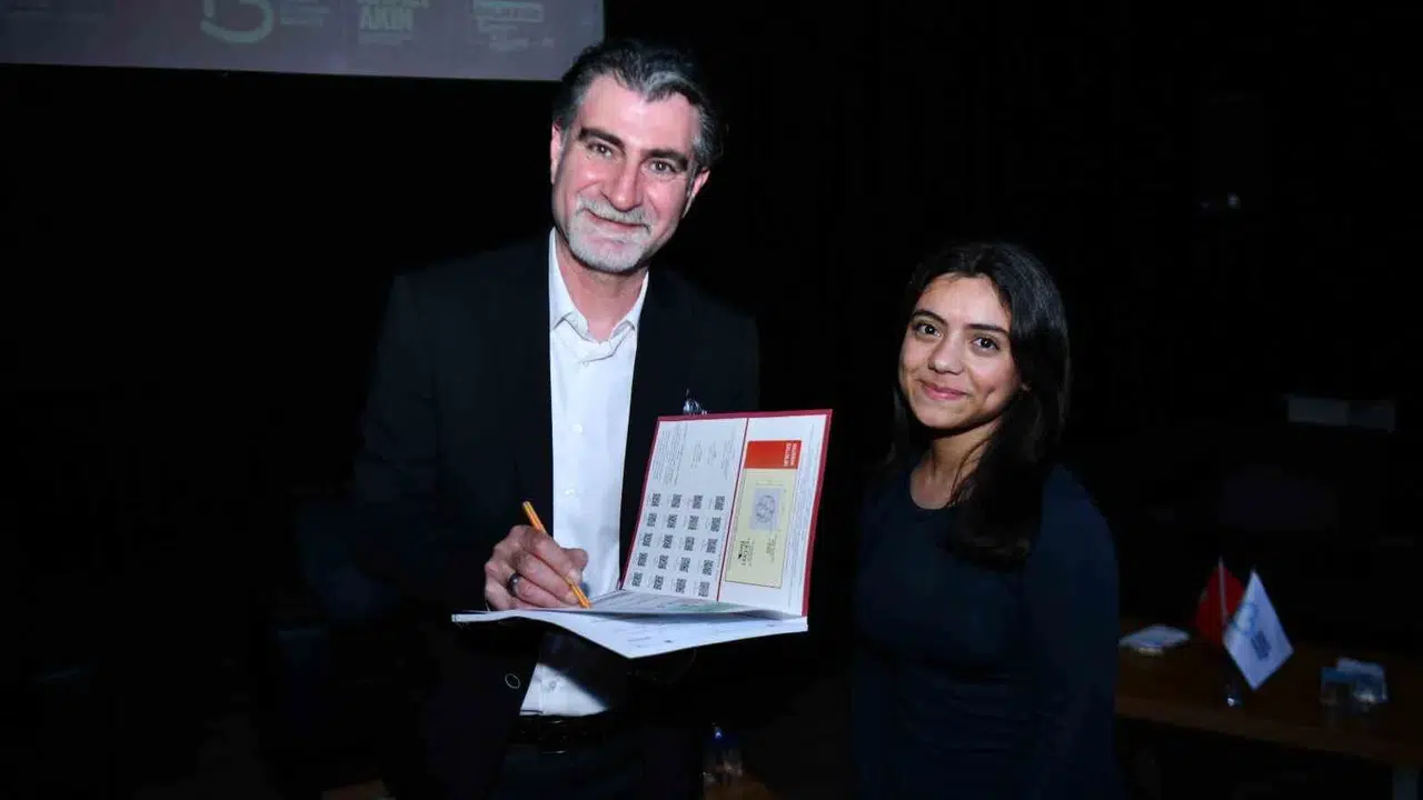 YKS Maratonunda  10 Numara  Taktikler: Uzmanlar Gençlere Yol Haritası Çizdi