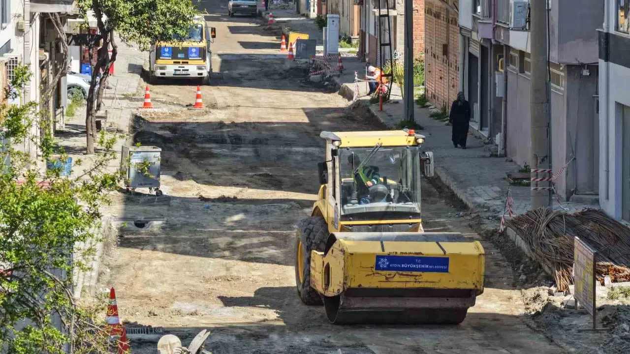 Söke'de ulaşım konforu artıyor: Fatih Caddesi baştan aşağı yenileniyor