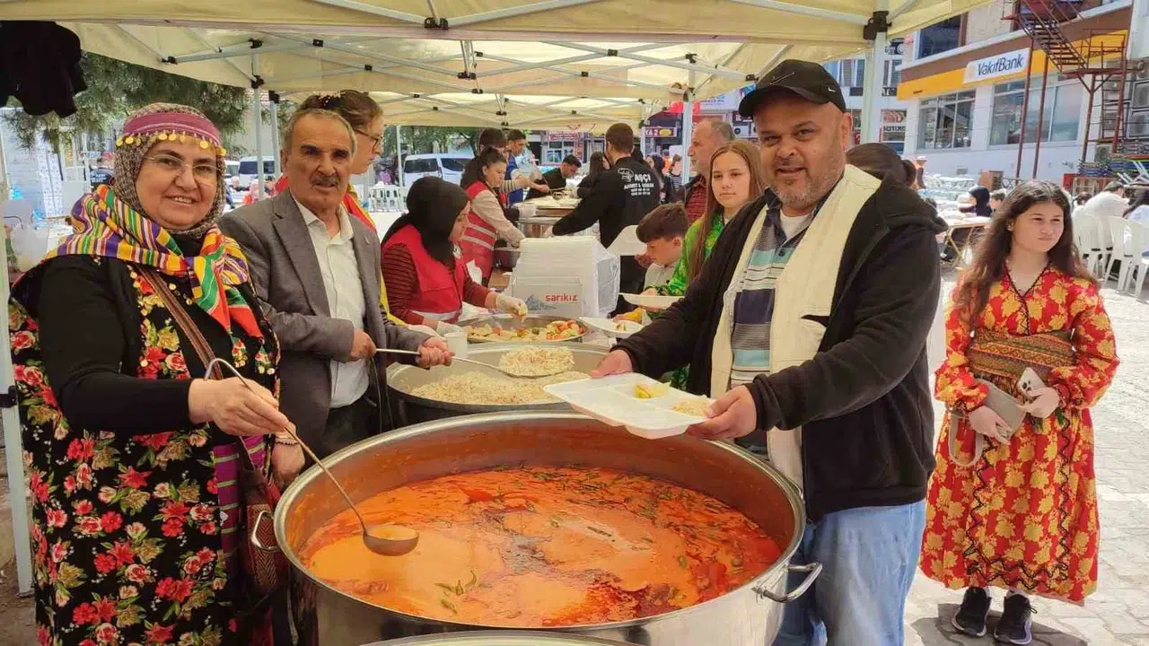 Acıpayam’da Çanakkale ruhu: Binlerce kişi tek yürek oldu