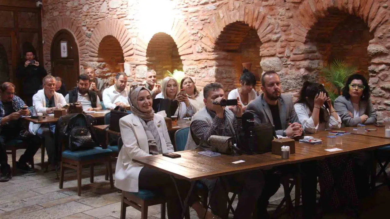 Gazetecilikte dijital dönüşüm rüzgarı: Aydın’da ya…