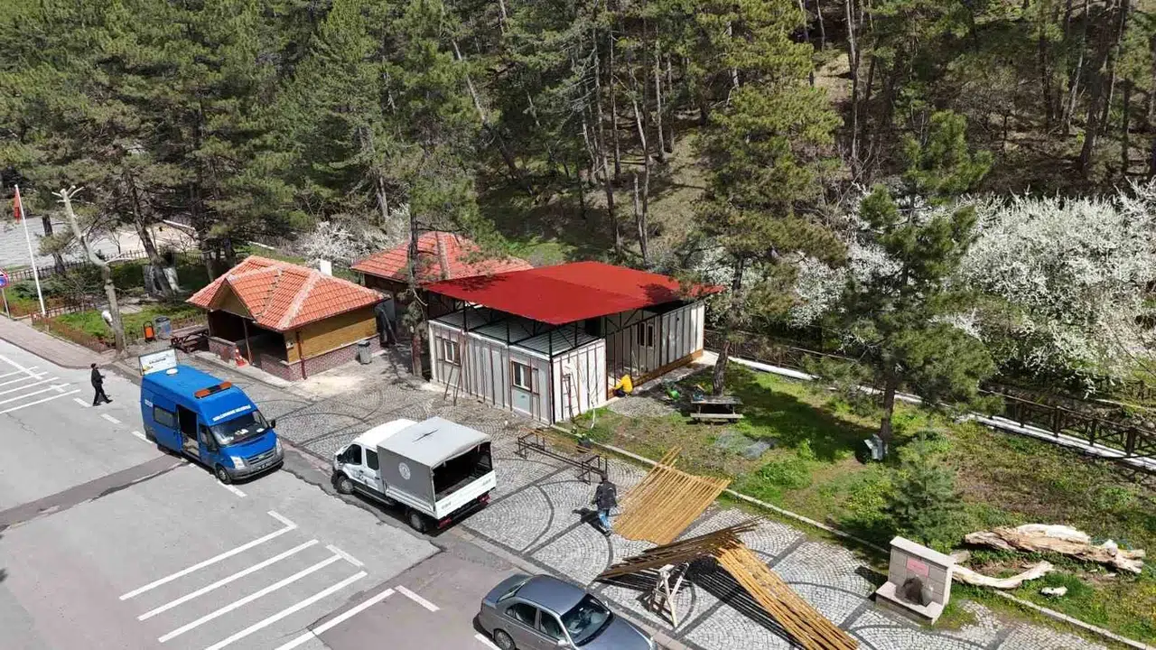 Harabeye dönen Soğuksu Milli Parkı’nda hummalı çalışma: Doğanın kalbi yeniden hayat buluyor