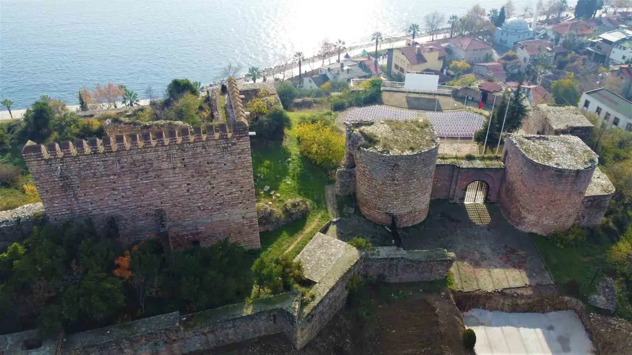 Sanayinin kalbi Gebze rotasını tarihe çevirdi: Fabrikaların gölgesinde kalan miras gün yüzüne çıkıyor