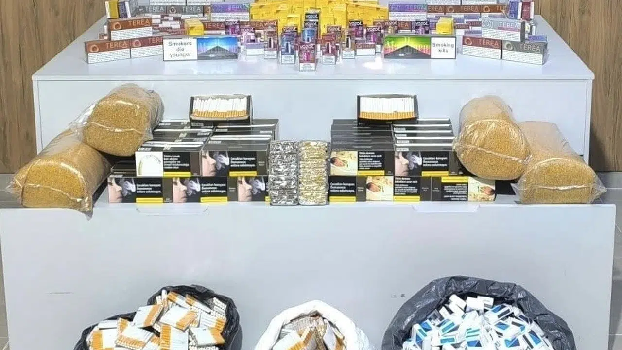 Samsun’da kaçak tütün operasyonu: Binlerce ürün ele geçirildi, iki kişi gözaltında