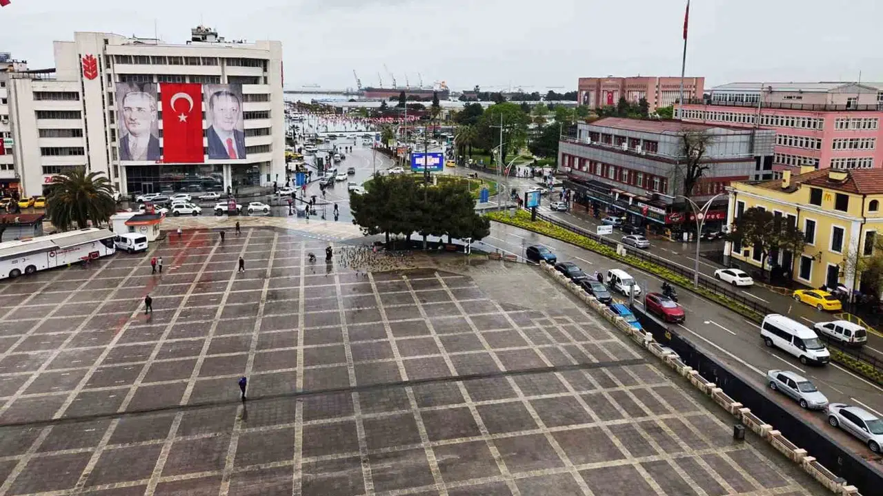 Samsun sağanak yağışla zirveyi zorladı: Türkiye'nin en çok yağış alan 3. şehri oldu