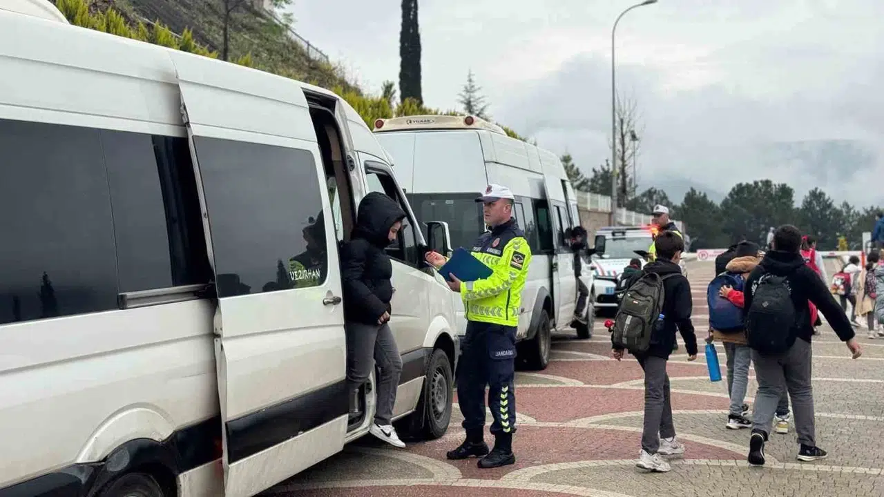 Öğrencilerin güvenliği için taviz yok: Okul servisindeki o eksiklik pahalıya patladı