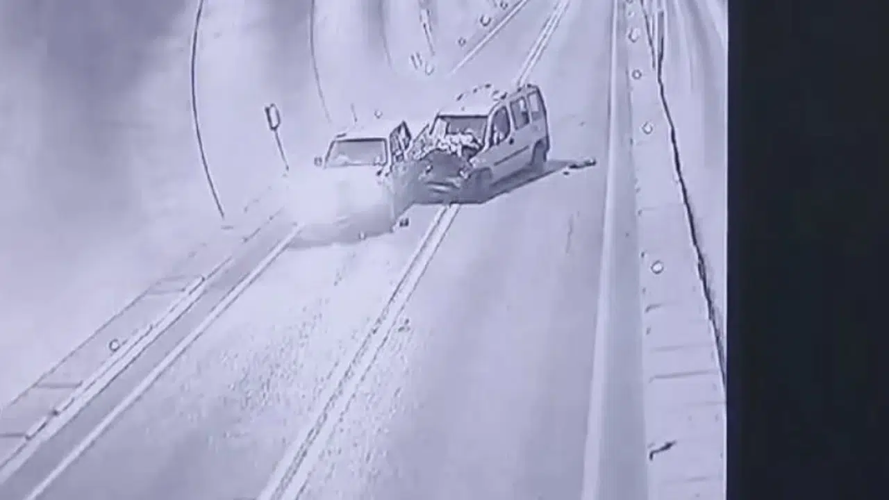 Artvin’de tünel dehşeti: Şerit ihlali faciaya davetiye çıkardı