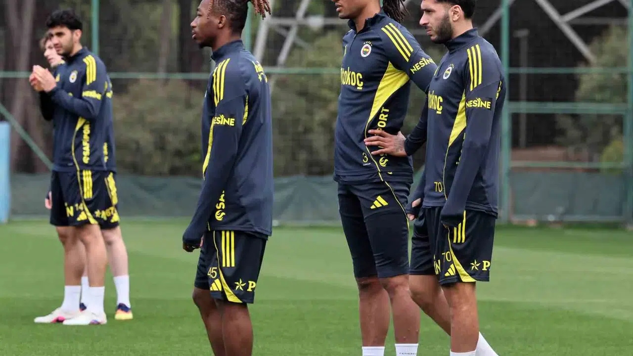 Fenerbahçe’de derbi mesaisi başladı: Hedef RAMS Park’ta zafer