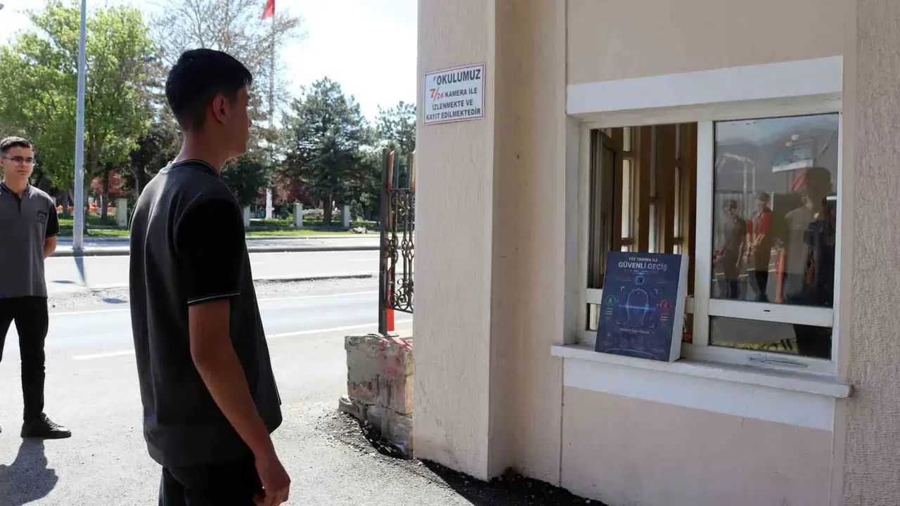 Okullarda güvenlik devri: Öğretmenler geliştirdi, yapay zeka nöbet tutmaya başladı