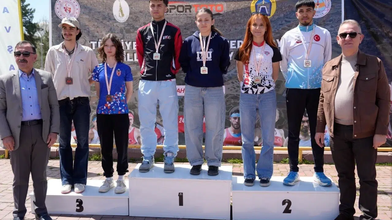 Pusulalar Kütahya’nın zirvesi için çalıştı: Milli takım yolunda nefes kesen mücadele