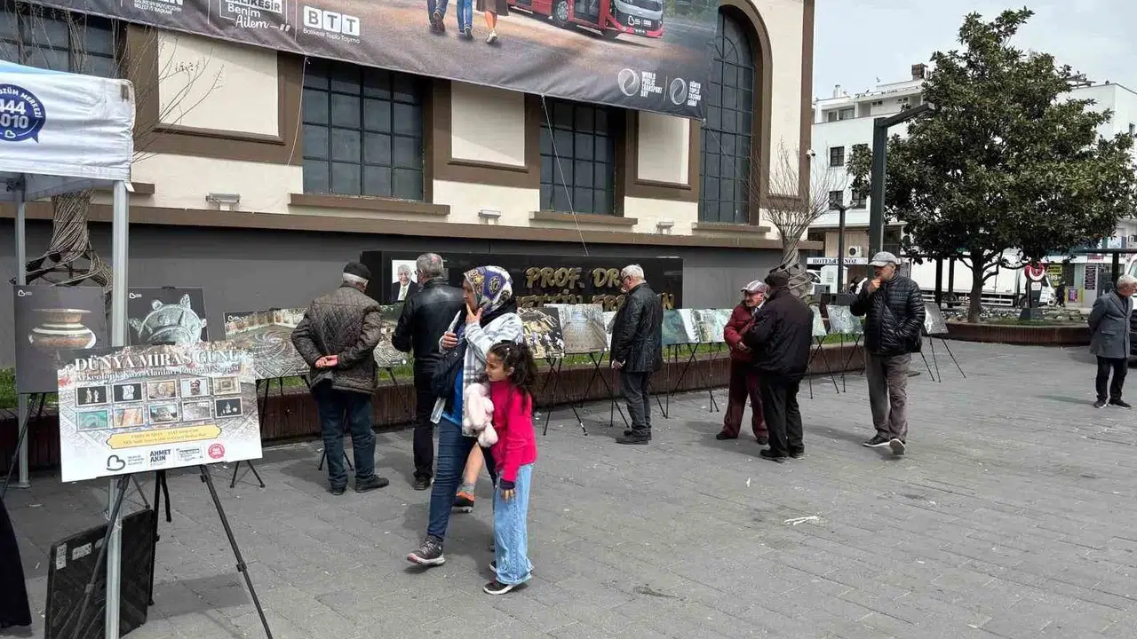 Toprağın altındaki binlerce yıllık sır gün yüzüne çıktı: Balıkesir tarihine ışık tutan sergiye yoğun ilgi